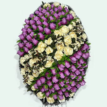 Венок из искусственных цветов